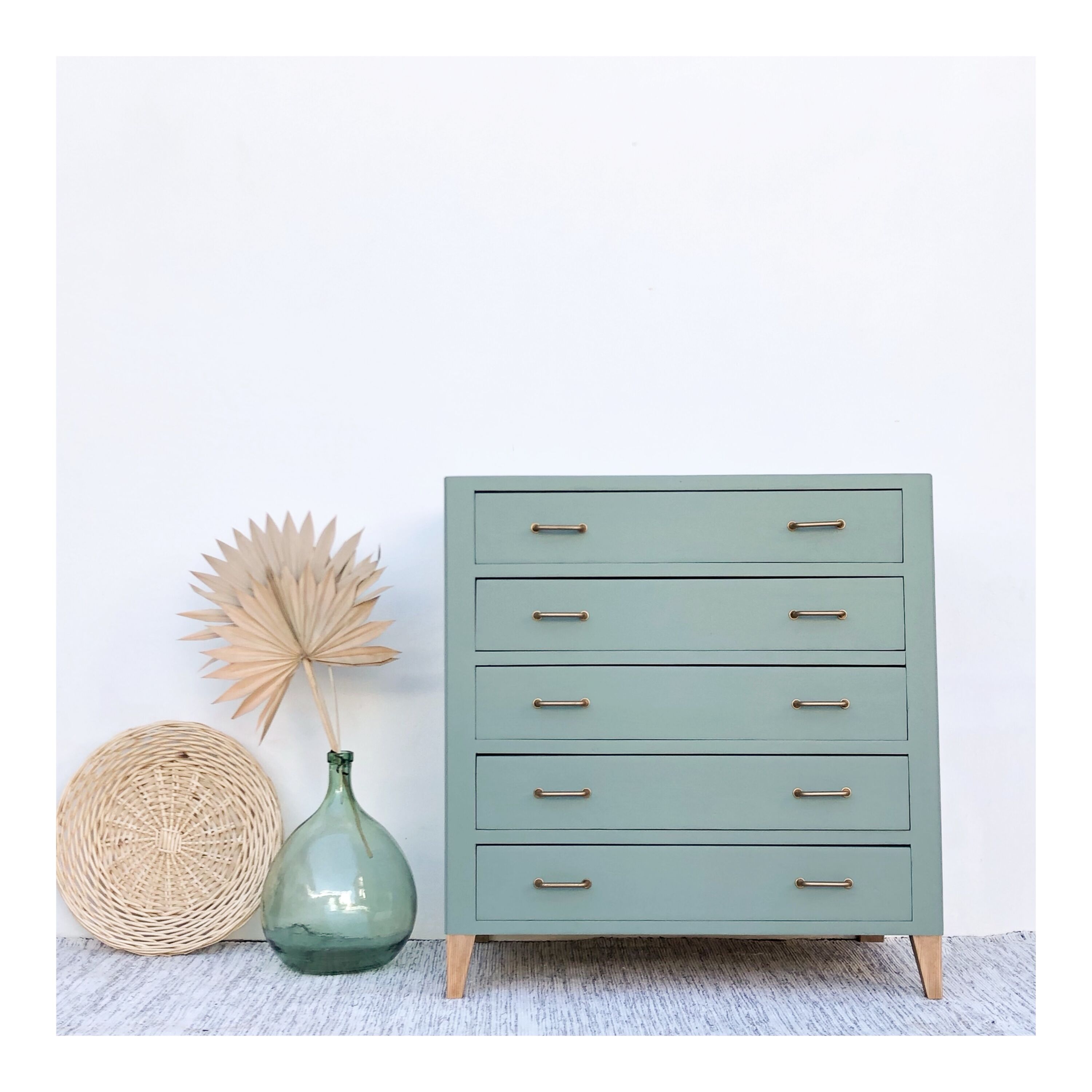 Commode vintage rénovée