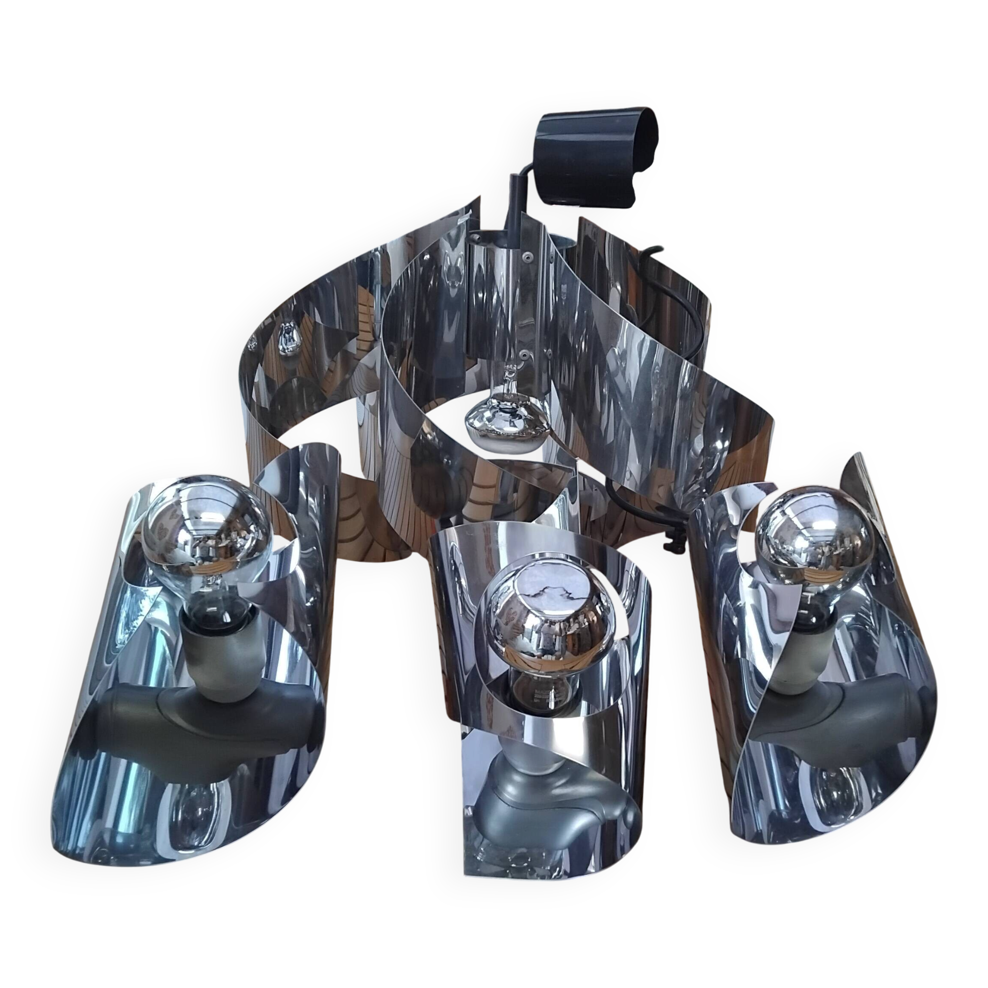 Coordinated Vintage Luminaire Ensemble and Space Age Design
