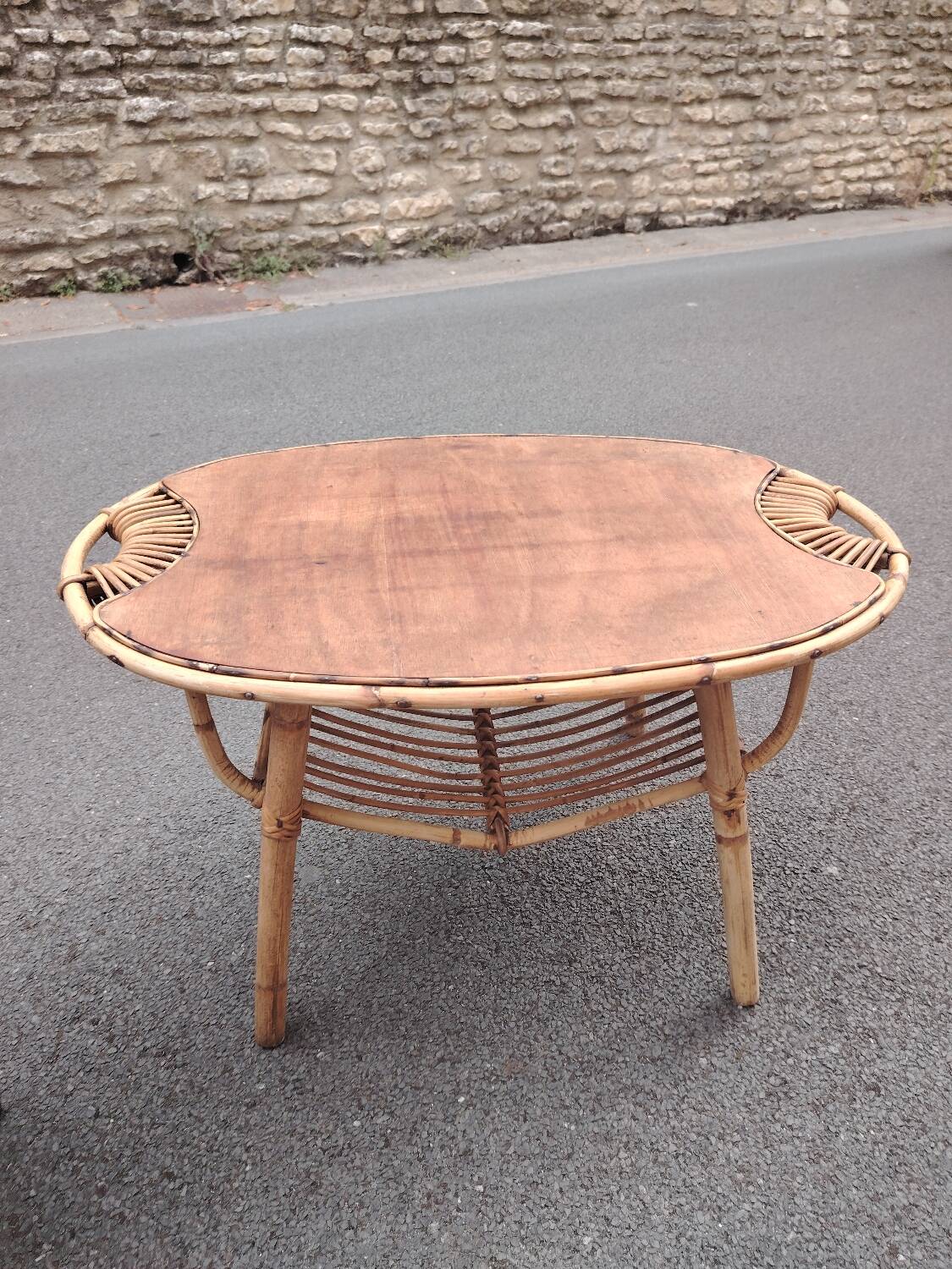 “Lemon” rattan coffee table
