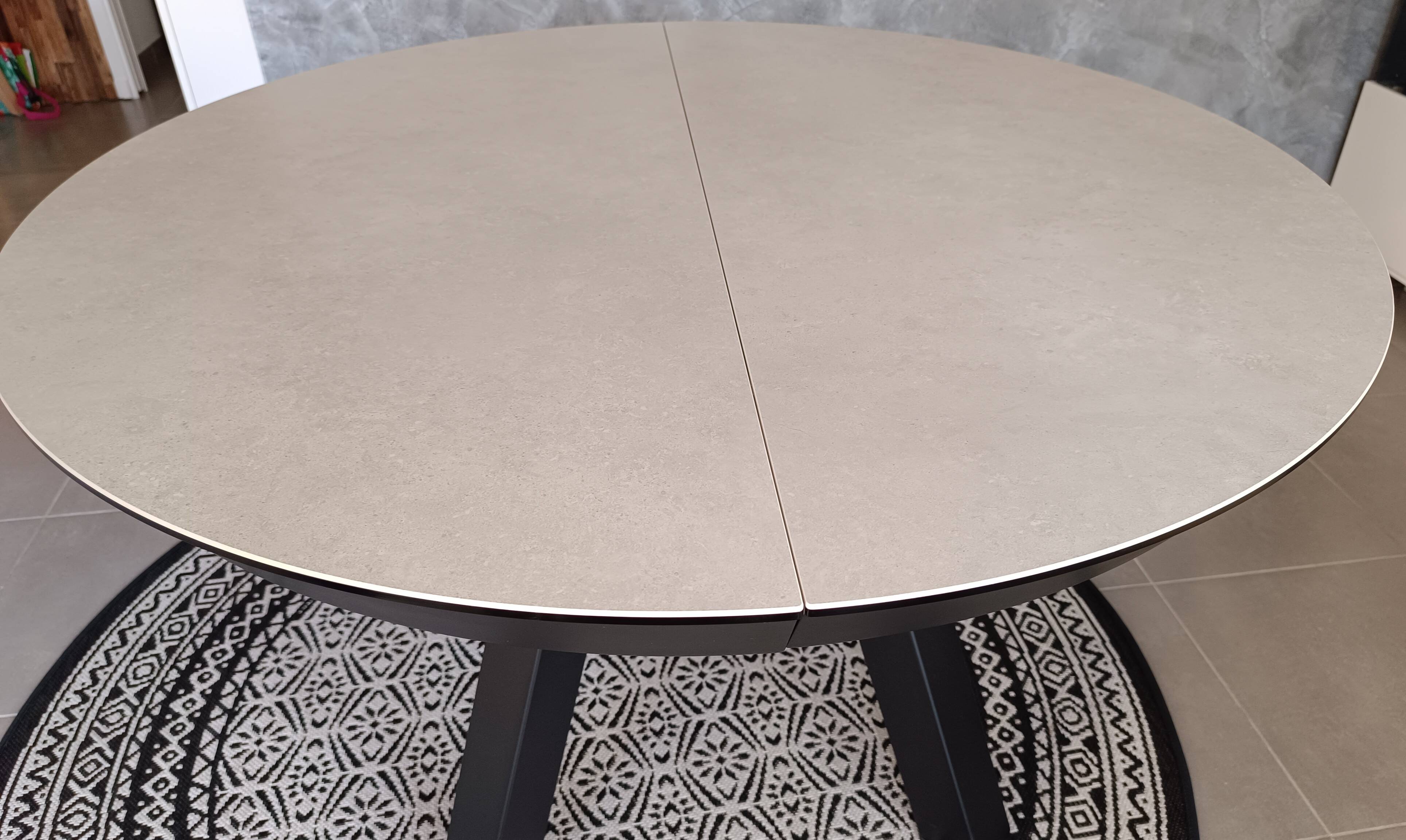 Ceramic dining table