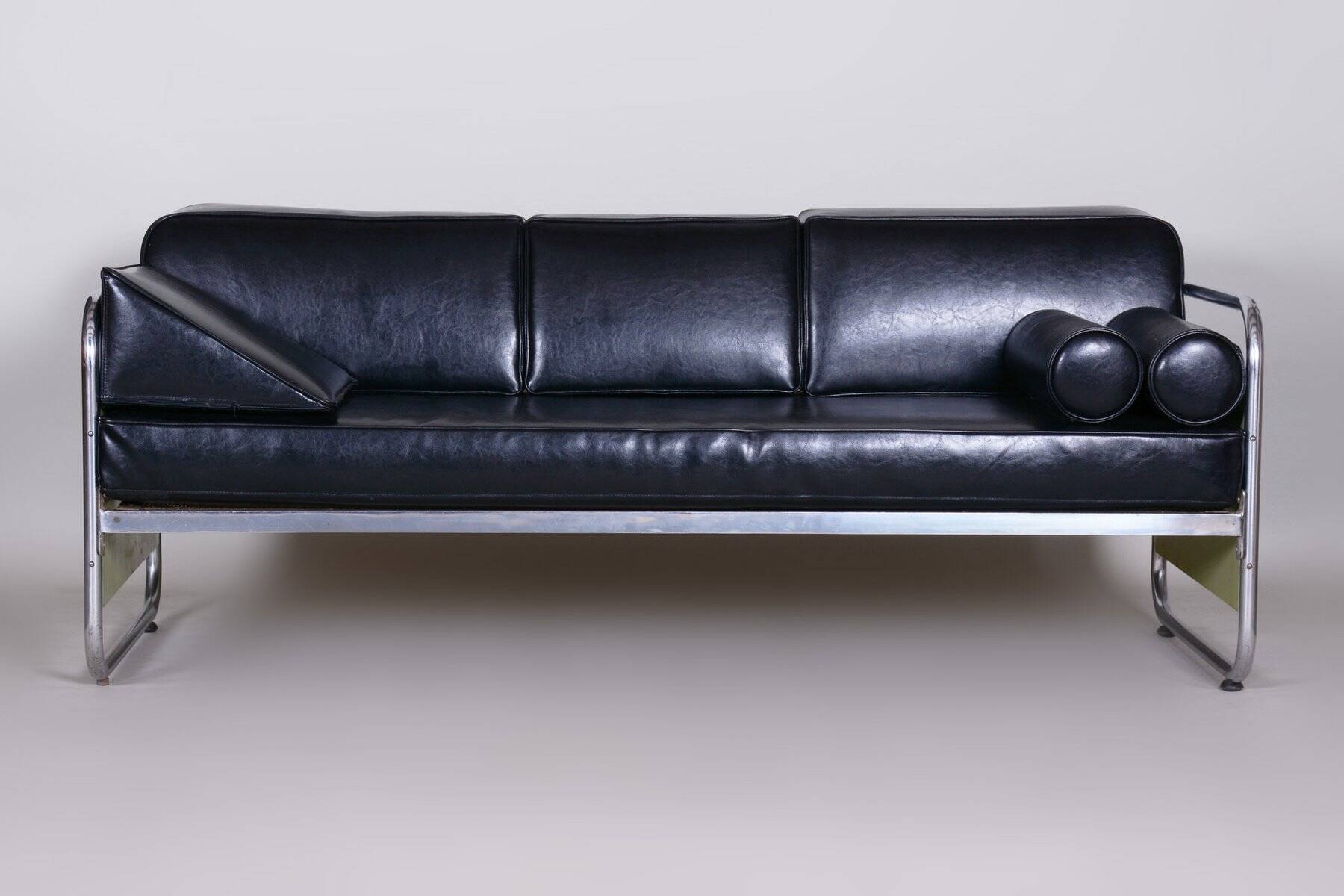 Bauhaus Sofa in Chrome and Leather by Vichr a Spol, 1930s
