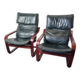 Pair of Scandinavian armchairs in leather and curved wood
