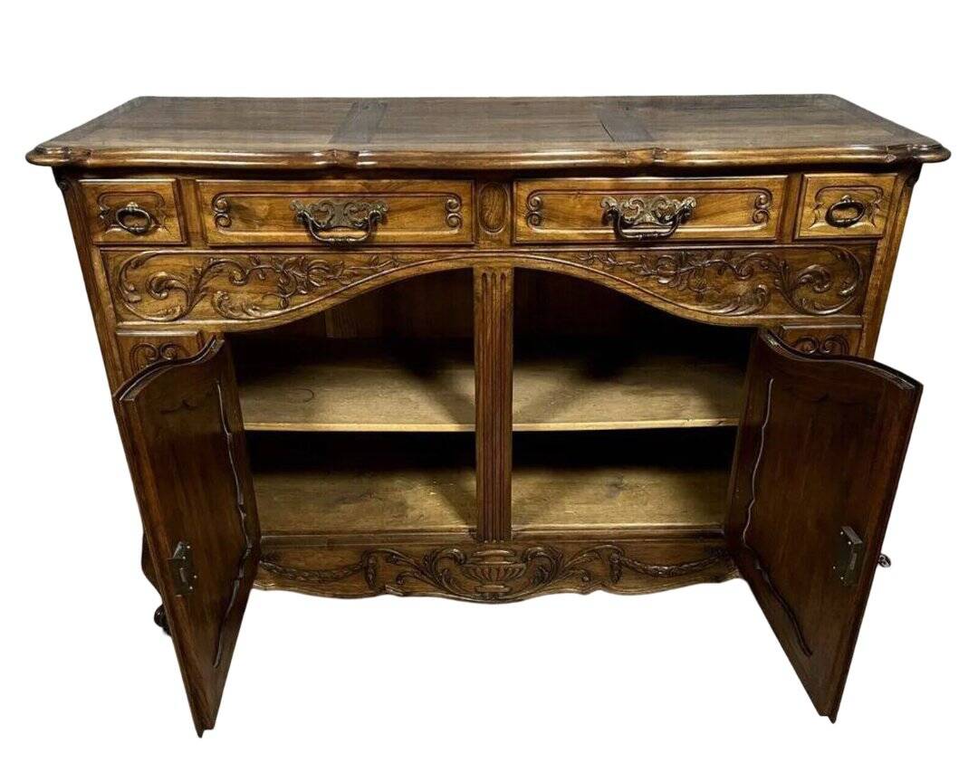 Buffet provençal de style louis XV en noyer / 160cm de long