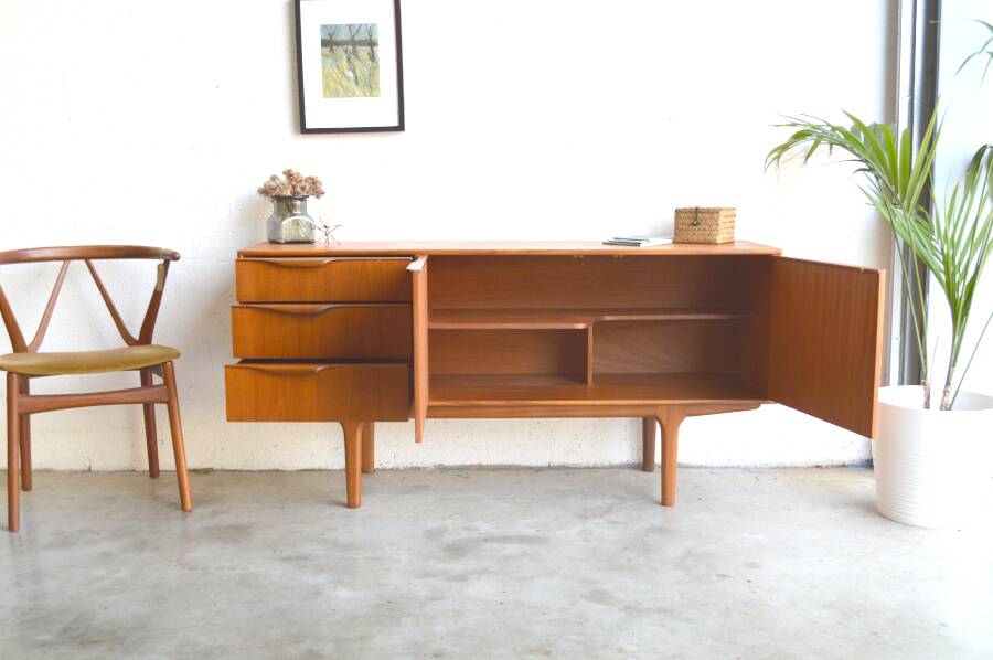 Teak Sideboard by McIntosh * 152 cm