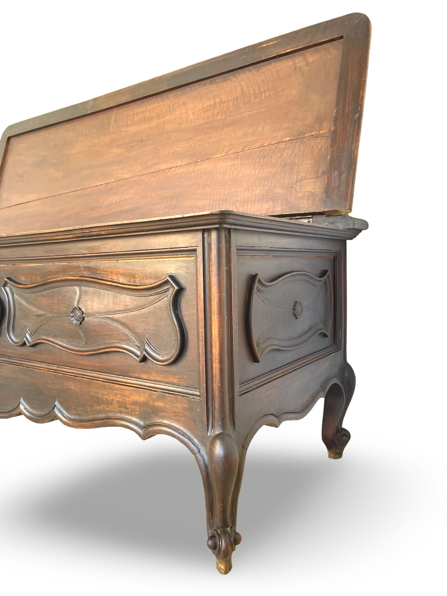 Old Italian provincial chest/trunk