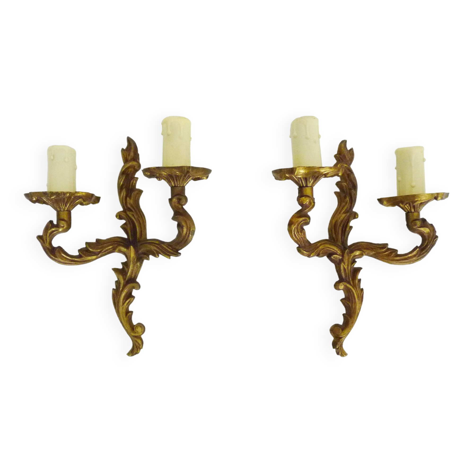 Old pair of double-light wall sconces, acanthus leaf. 60s