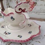 Gravy boat on frame Gien France Lorraine model