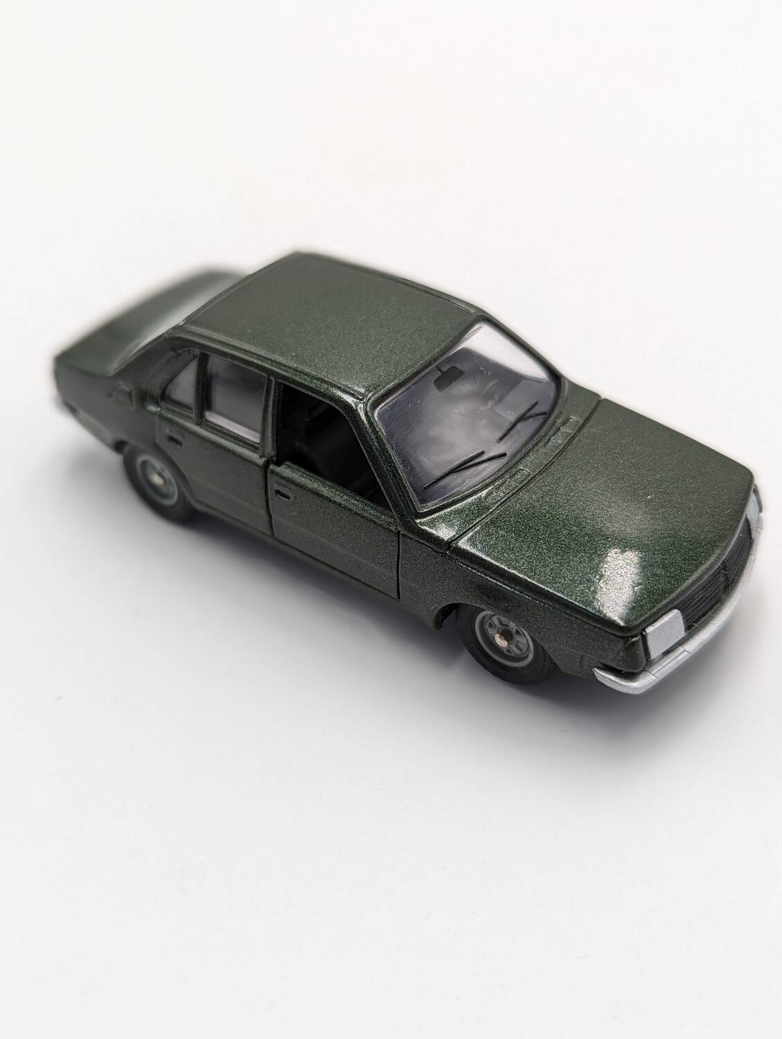Renault 18 1977 1/43ième