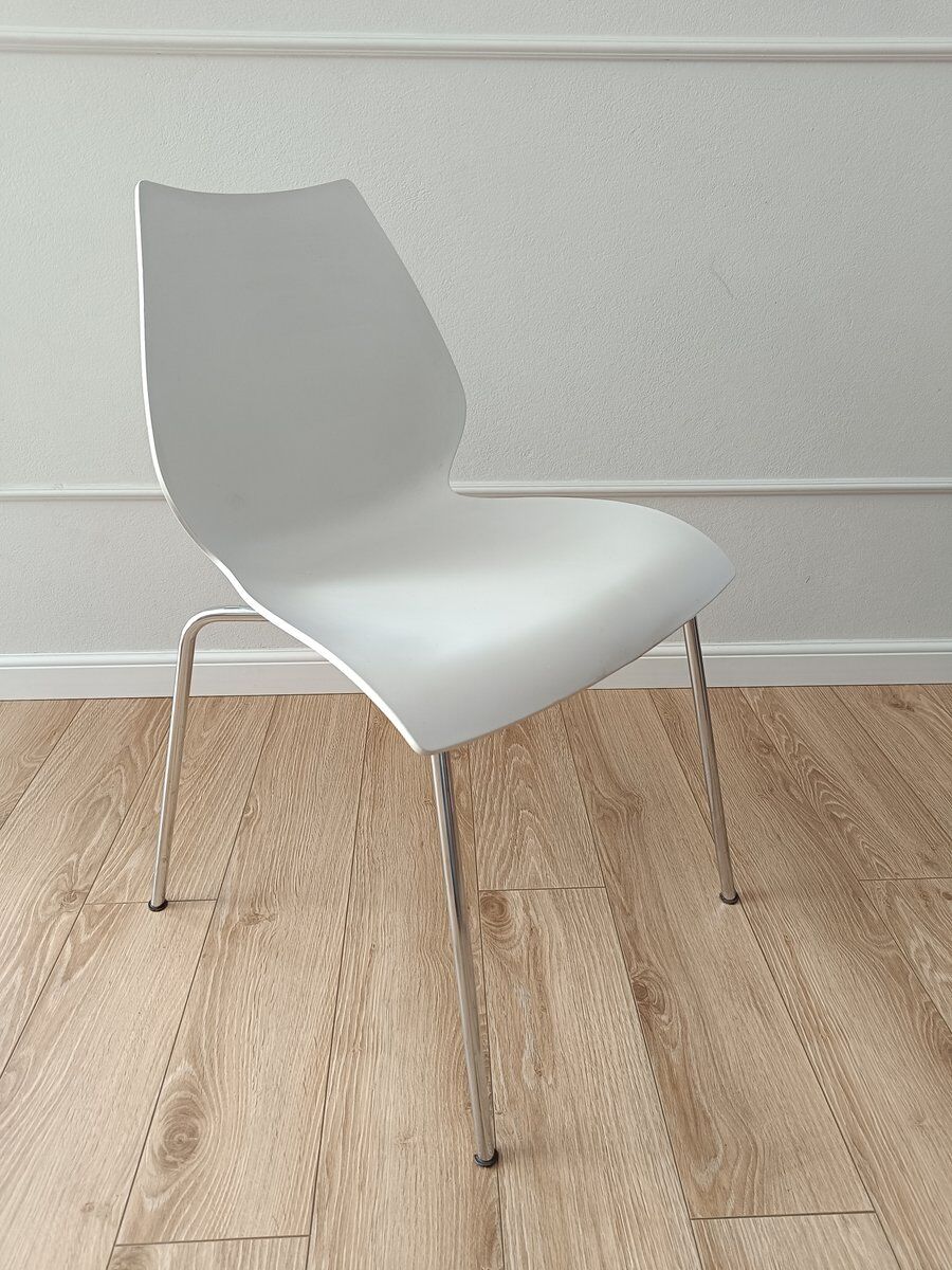 Maui chair by Vico Magistretti for Kartell