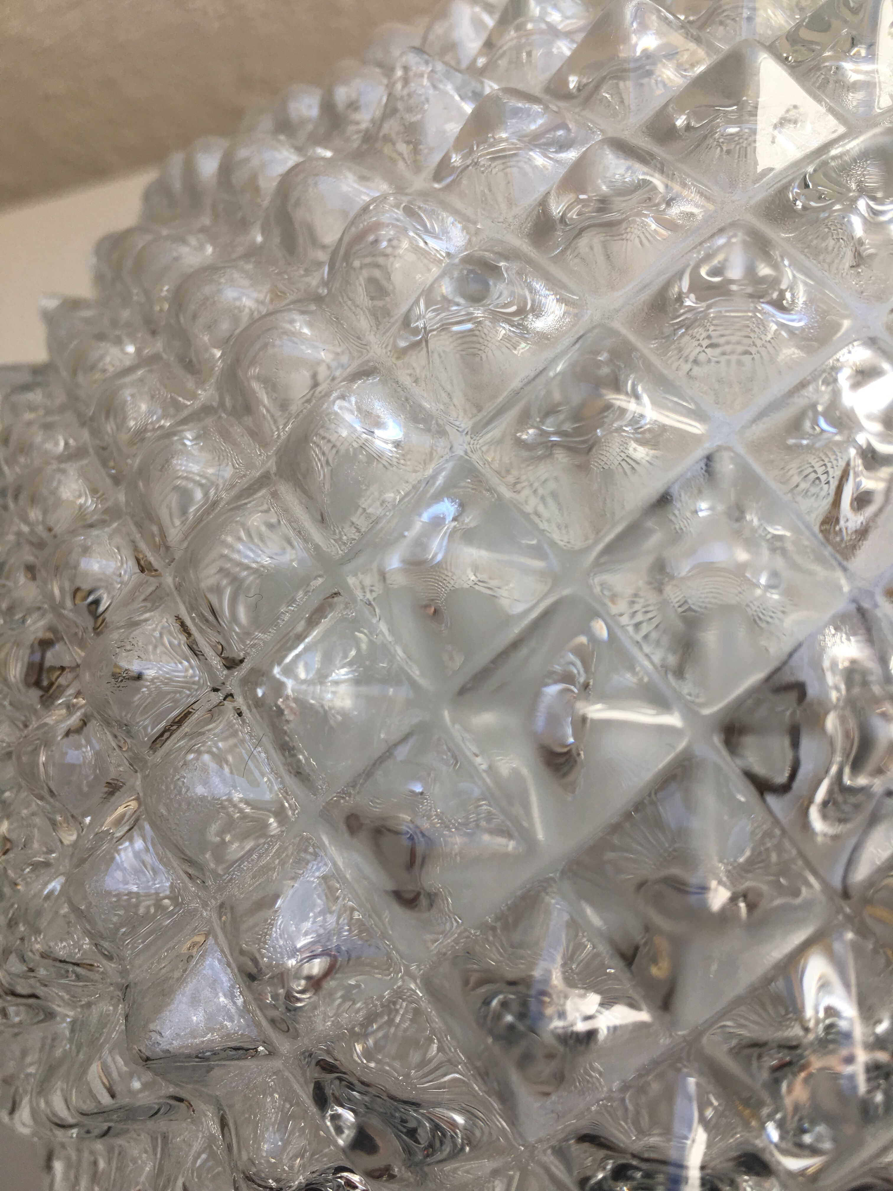 Diamond tipped ceiling lamp