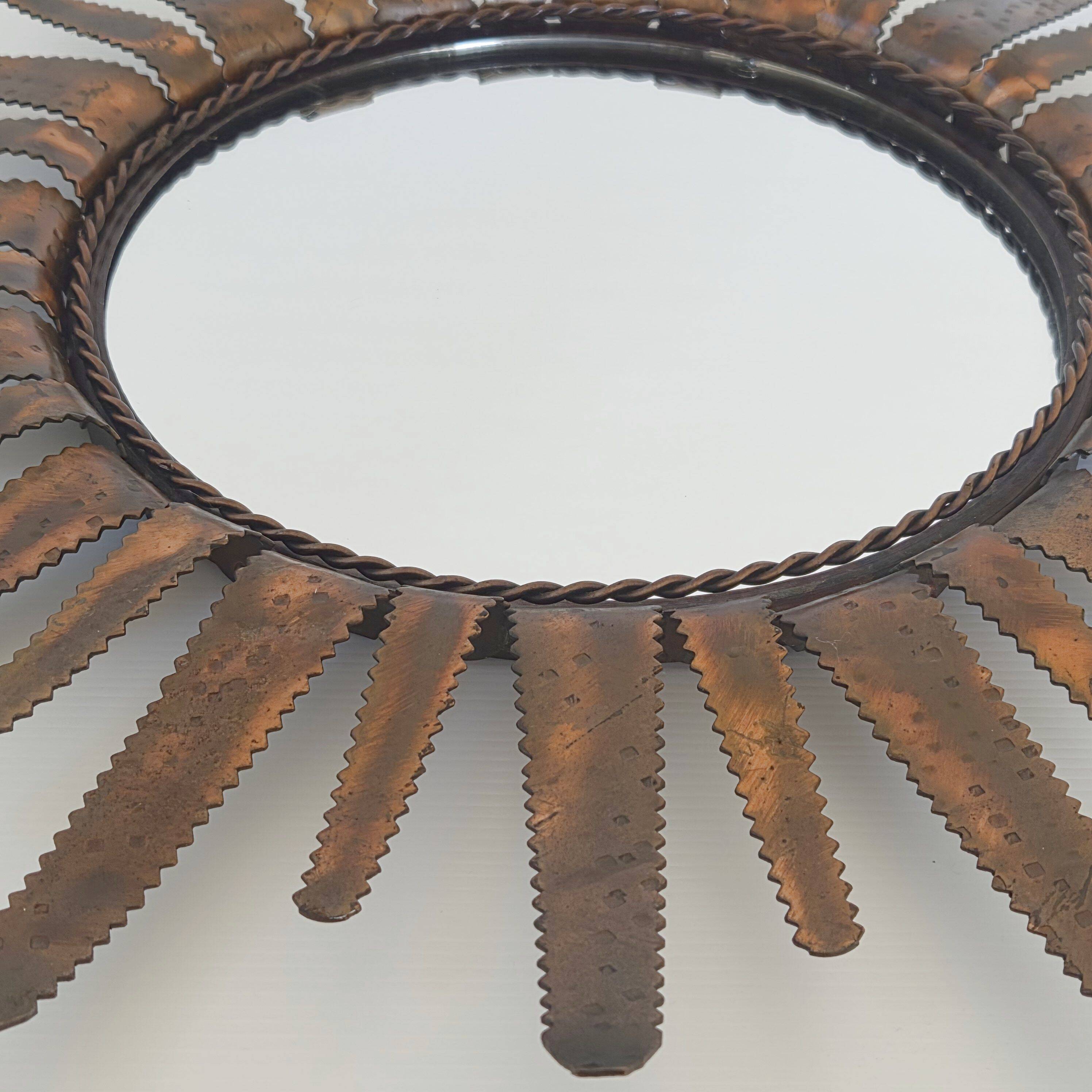 Sunburst mirror vintage 1960 in golden copper metal 50s brutalist 1960s