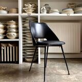 Chair in black faux leather