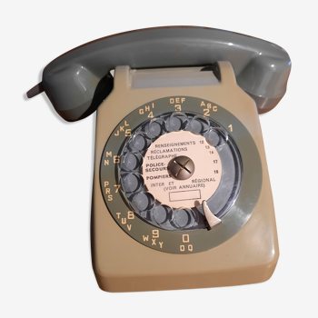 Vintage phone 1974