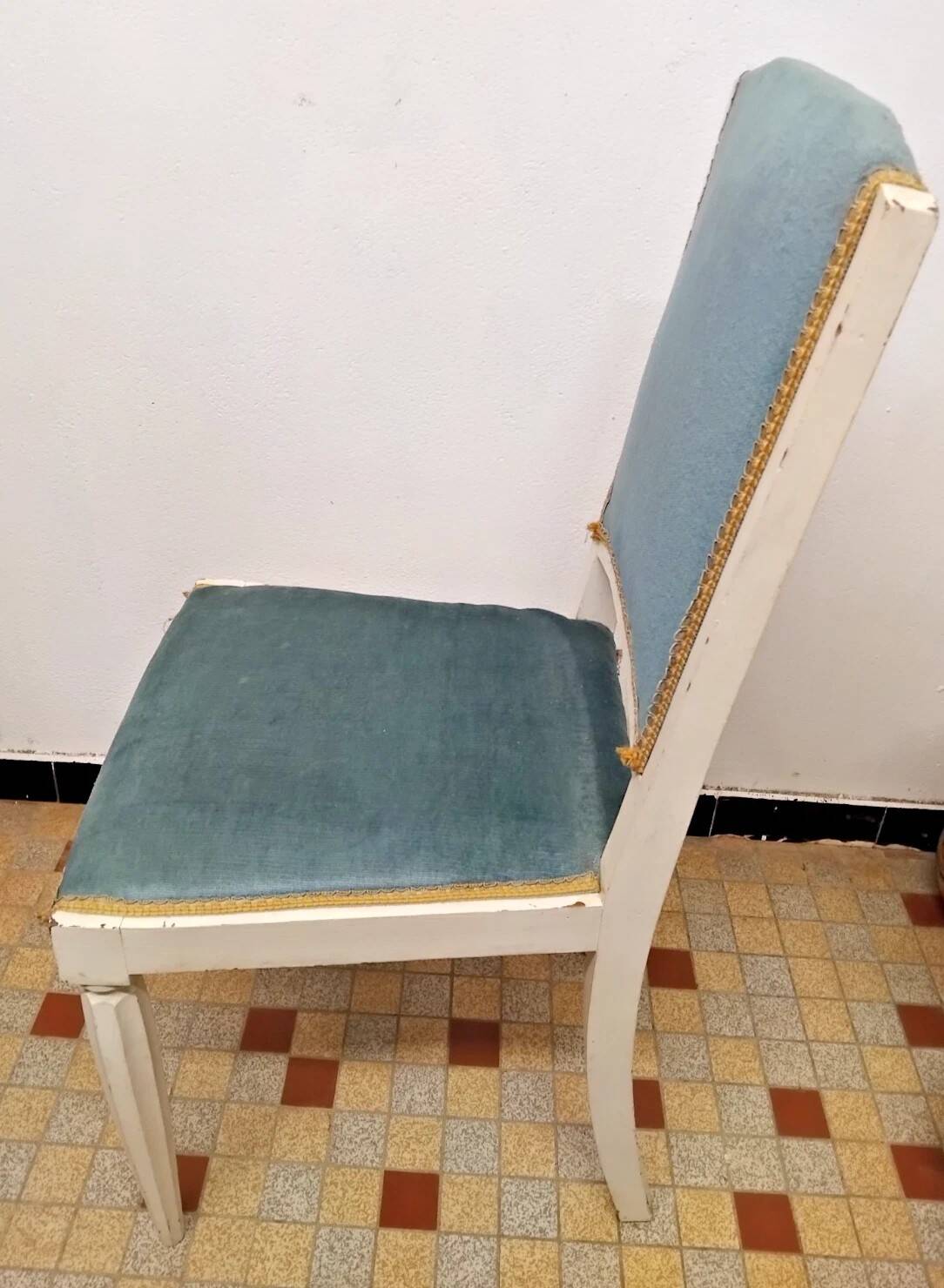 Chaise Style Louis XVI En bois Et Velours Bleu