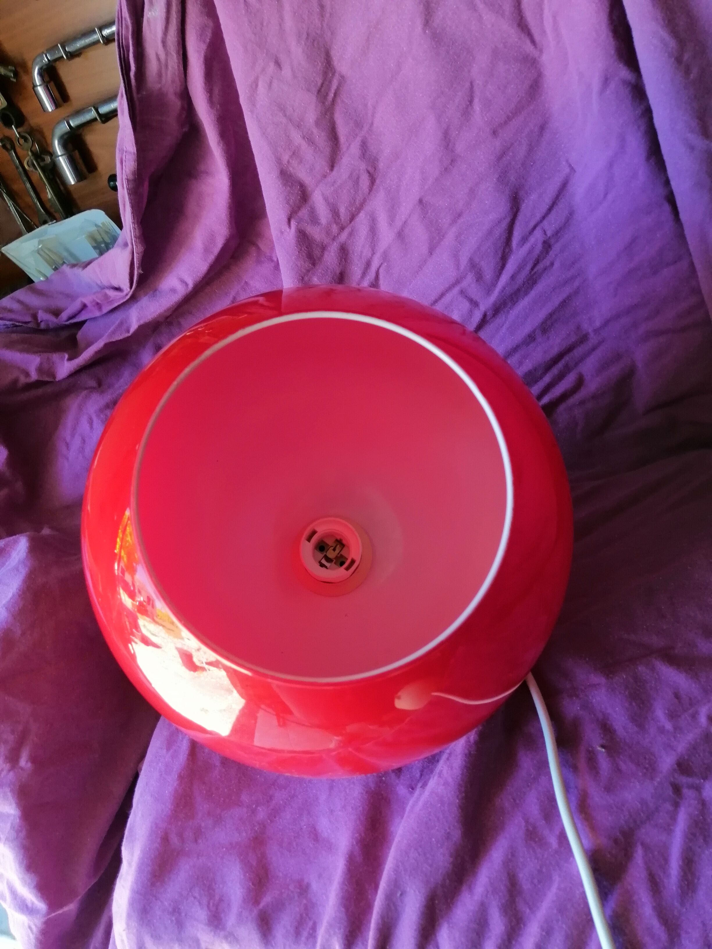 Vintage red suspension