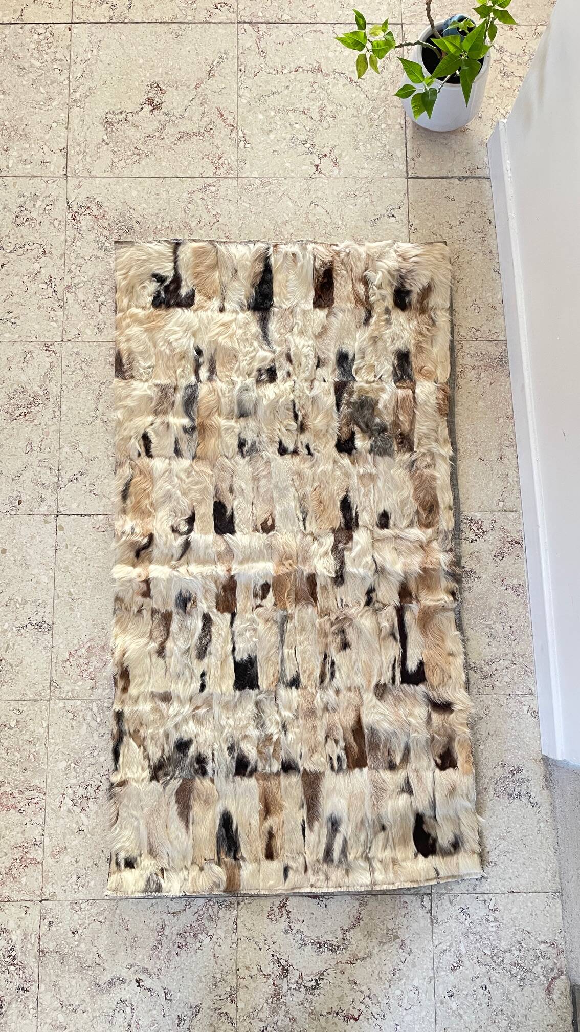 RUG Skin 1970s Beige-Brown - 56 x 107cm