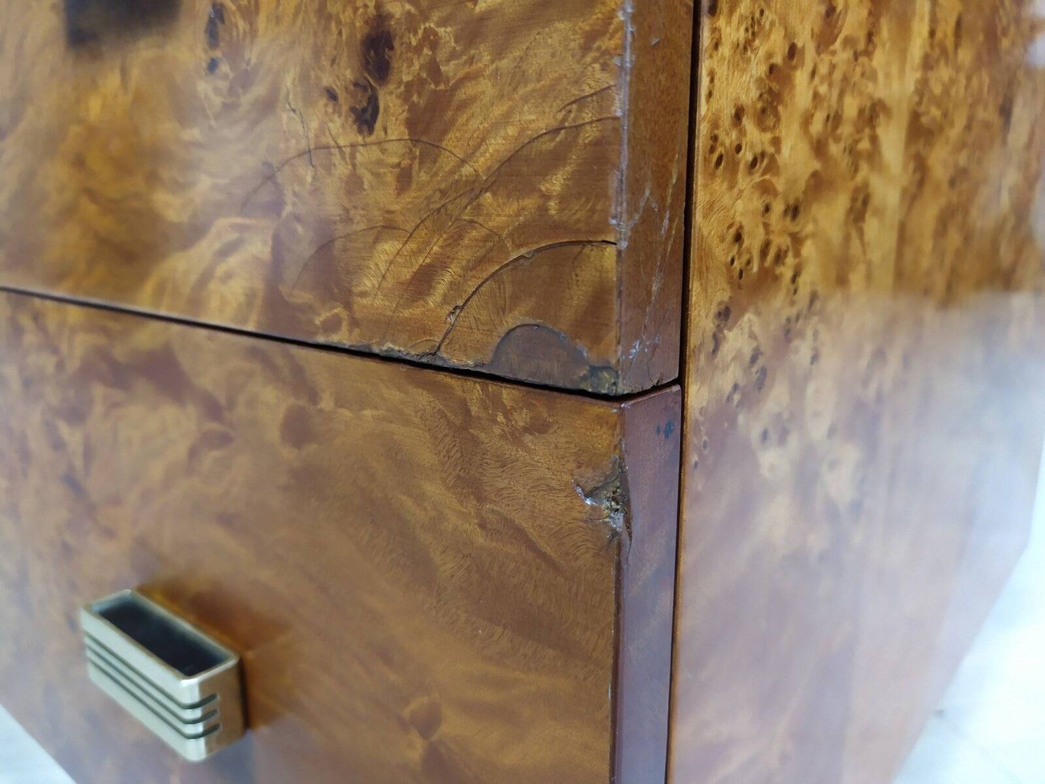 Vintage drawer chest in amboyna burl, 1970s