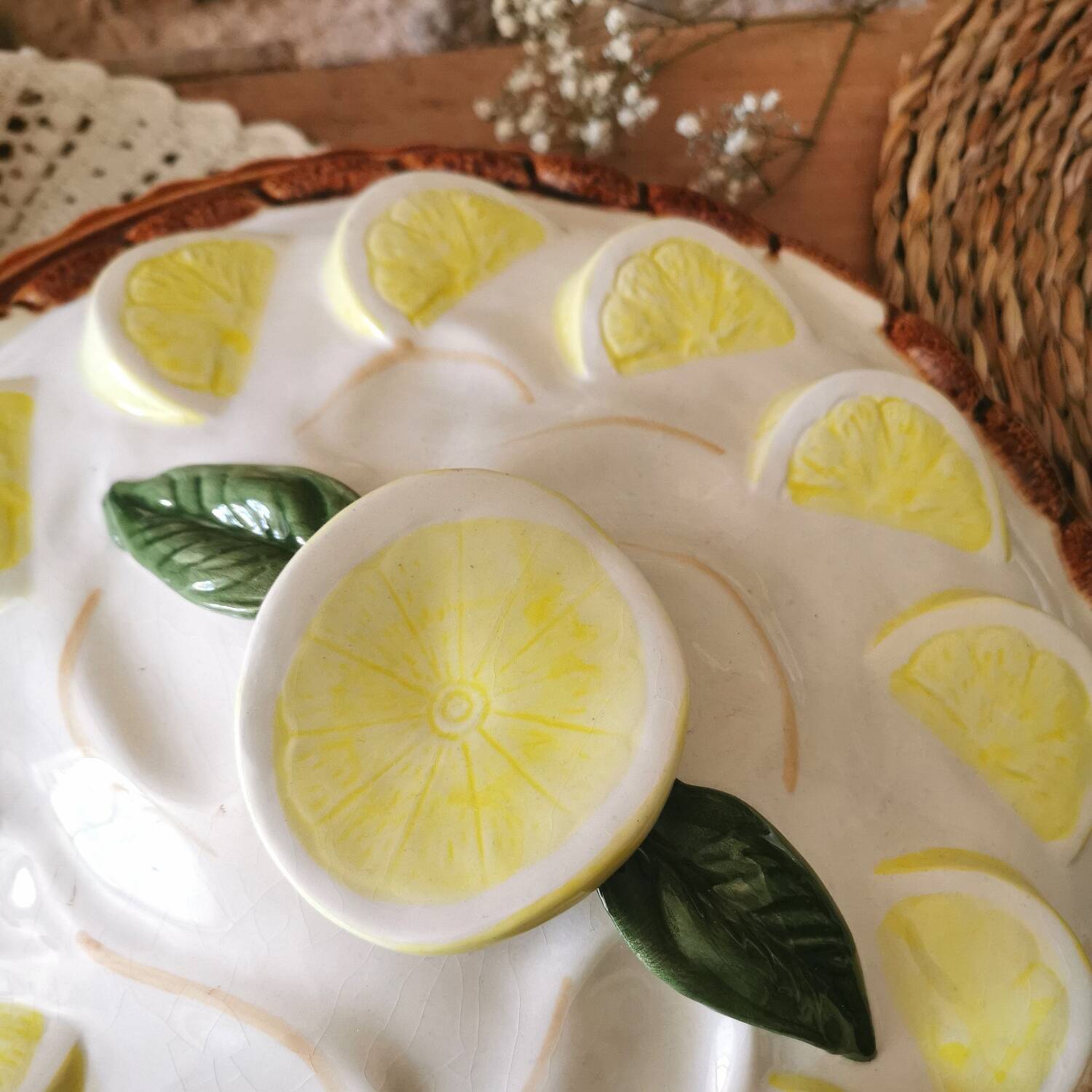 Lemon slushie, pie dish