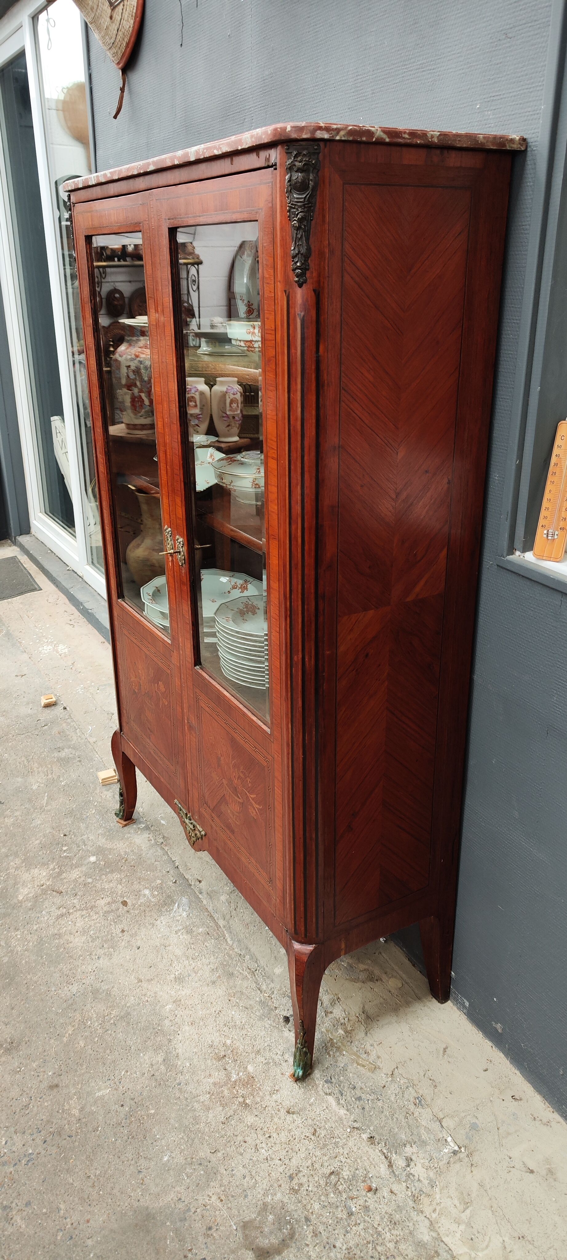 Old marquetry library showcase