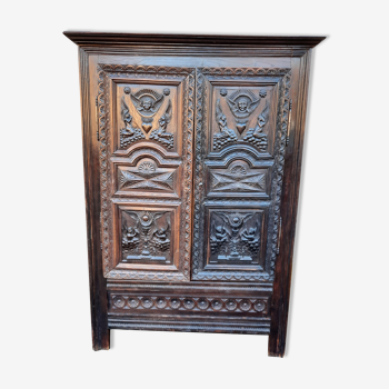 Armoire bretonne du pays de Léon du 19 ème siècle