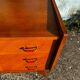 Commode vintage pieds compas.