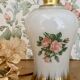 Baladeuse tulipe vintage en opaline blanche dessins de roses