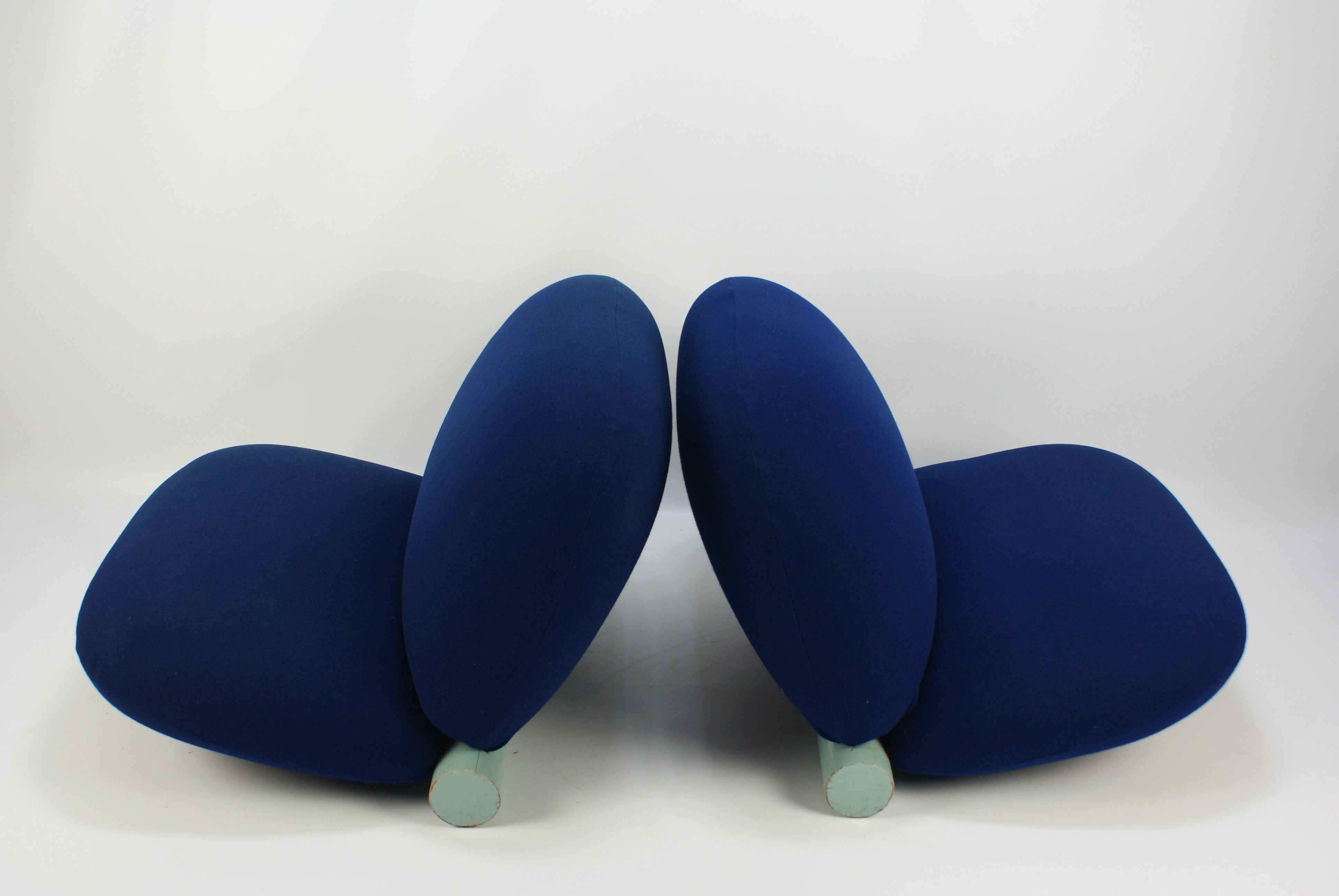 Artifort 200 lounge chair by John Jenkins 1980