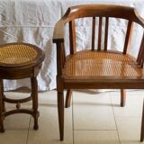 Fauteuil et tabouret anciens assise cannée et pieds cannelés