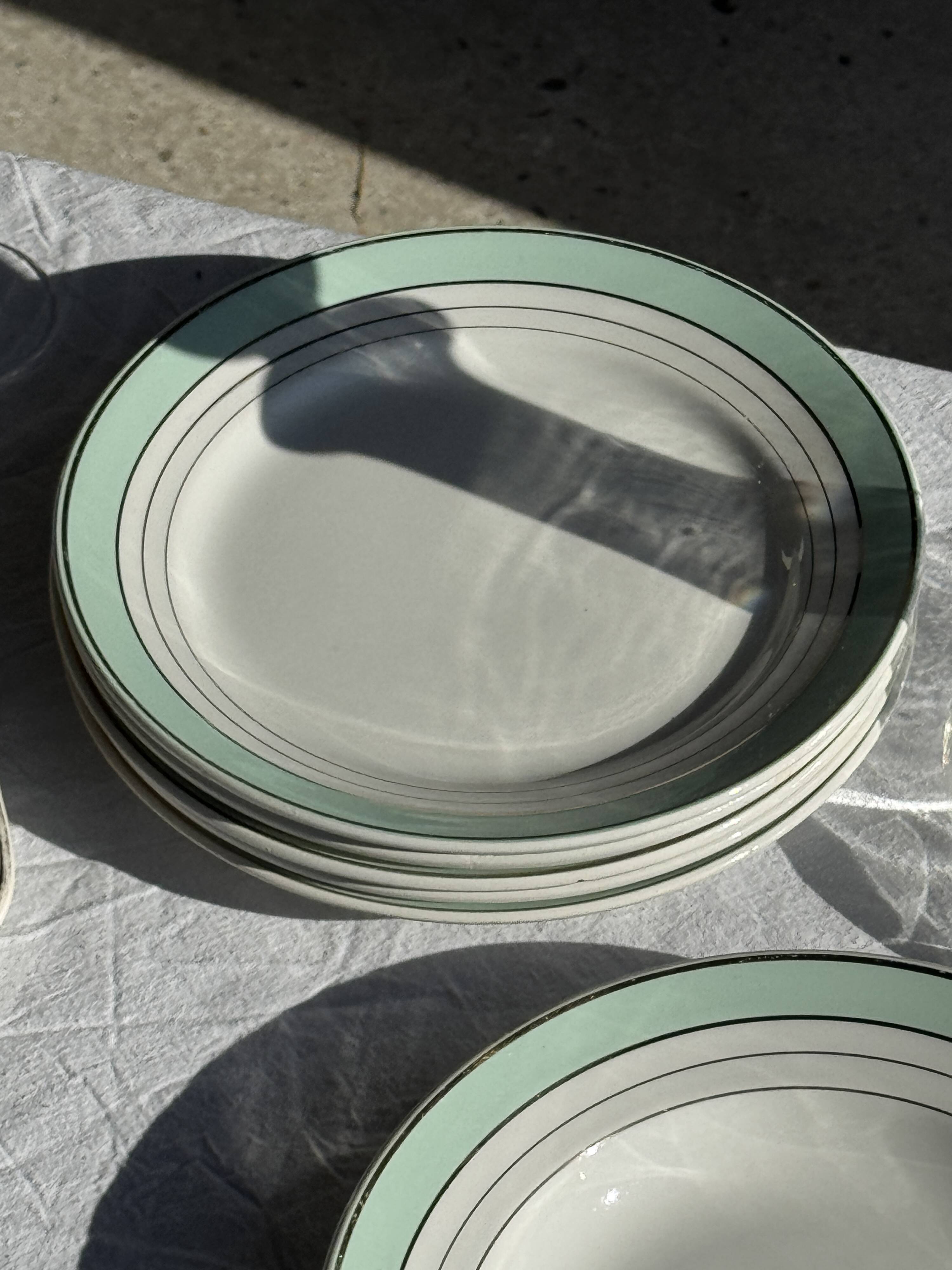 Set of 7 antique flat plates in turquoise earthenware with a gold rim D22