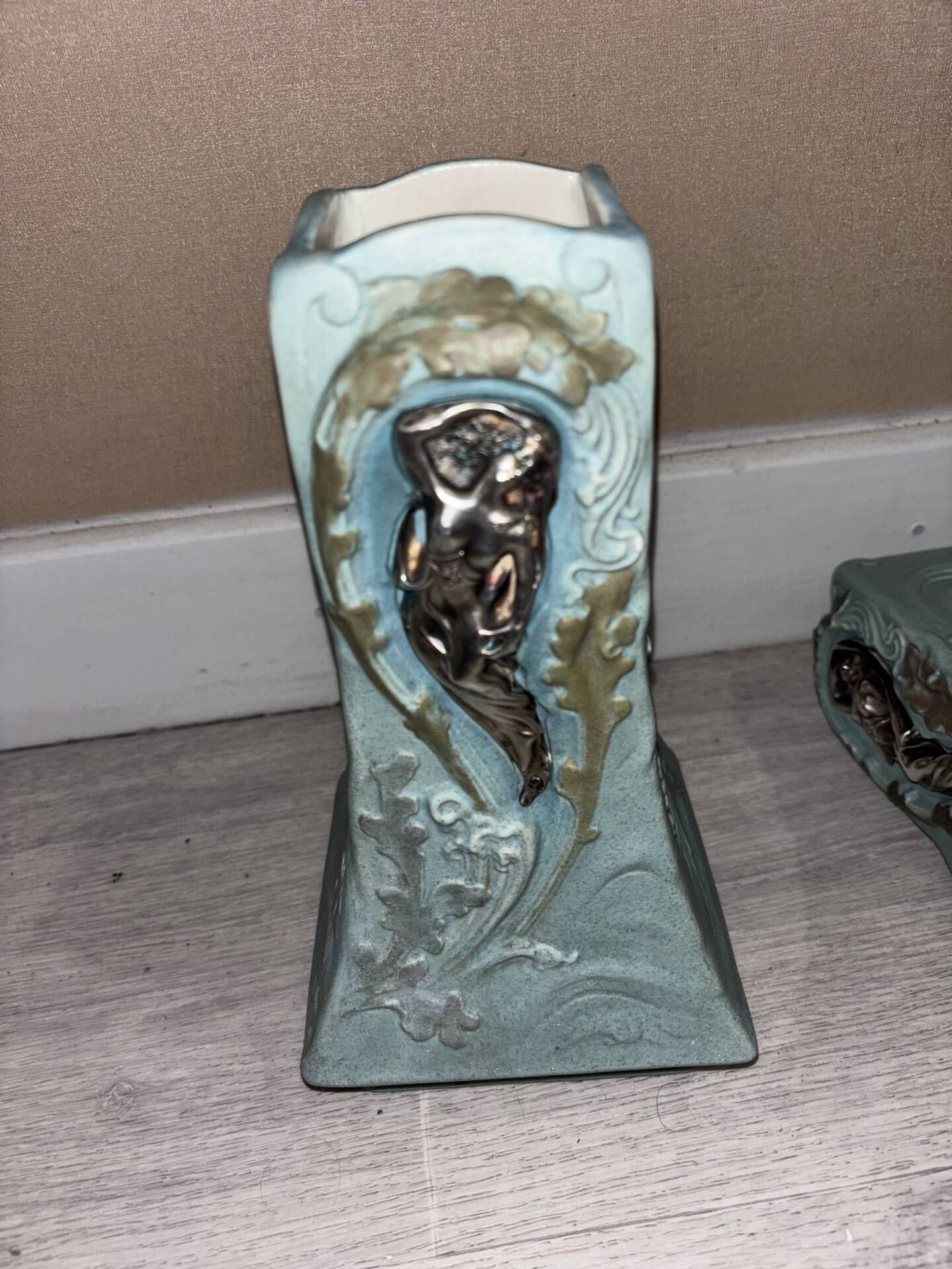 Vase Almaric Walter 1890