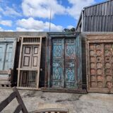 Ancienne porte indienne en teck massif