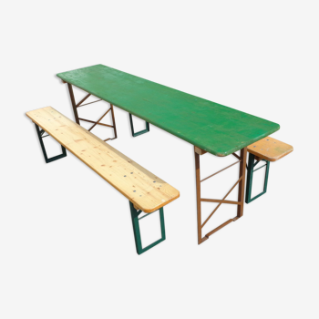 Ensemble table et bancs pliants