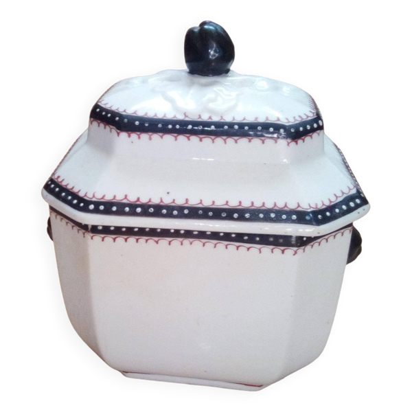 Sucrier en porcelaine Napoleon III