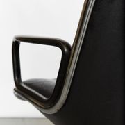 Executive chair by Charles Pollock for Knoll International, 1960s