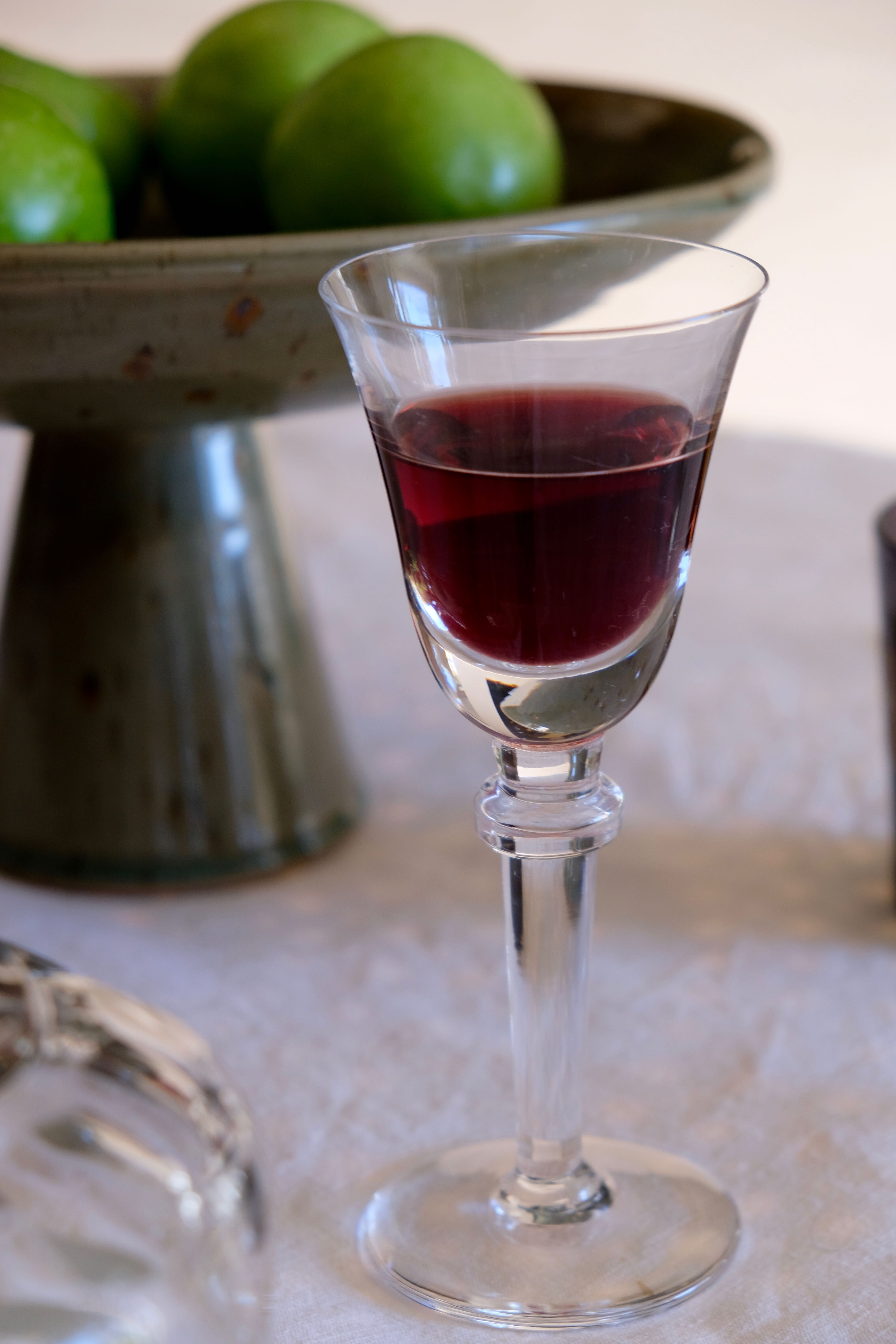 Set 6 mouth-blown wine glasses 50s