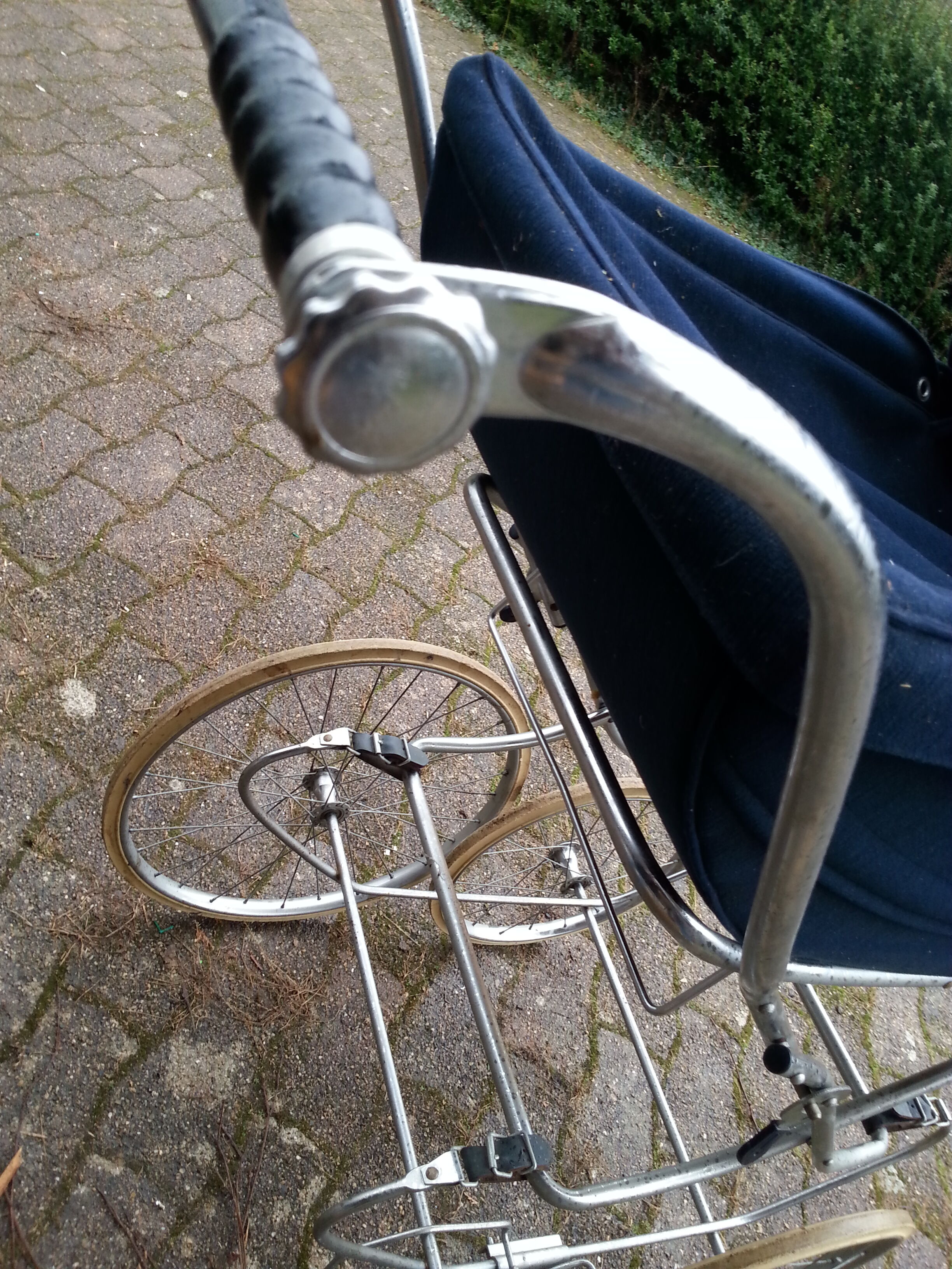 Vintage style pram English 60-70 years