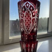 Vase en cristal taillé à la main bohémien ou polonais - Vintage - Rubis/Cranberry