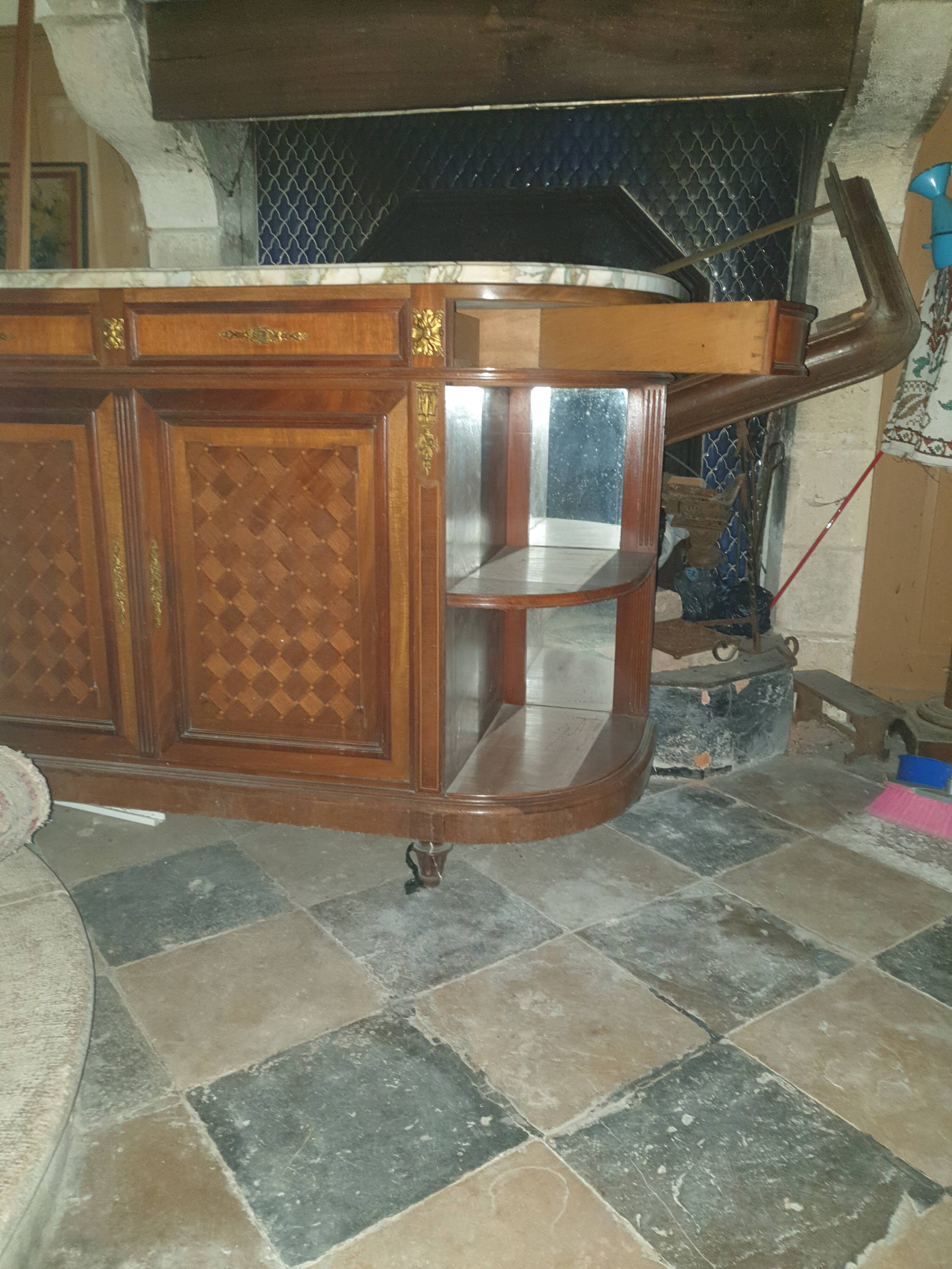 Half-moon buffet in Louis XVI style, mahogany.