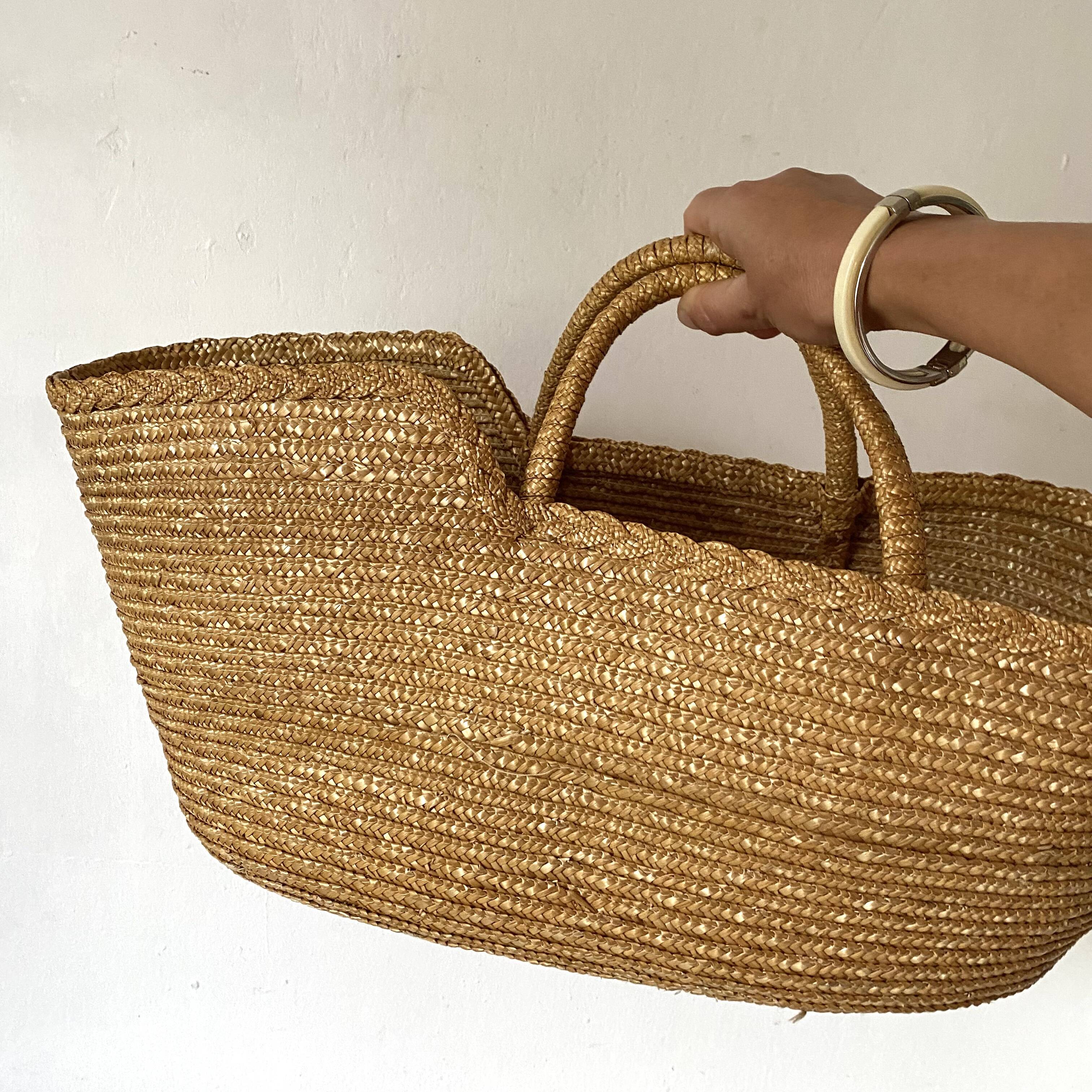 Doll's basket made of woven straw, 1970s
