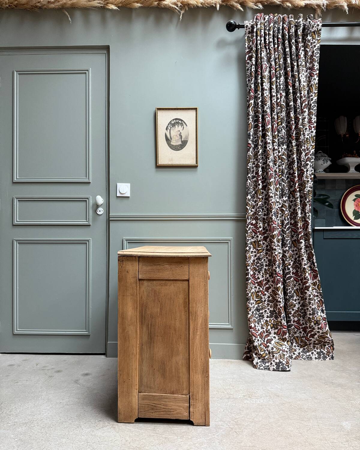 Art Deco wooden chest of drawers (renovated)
