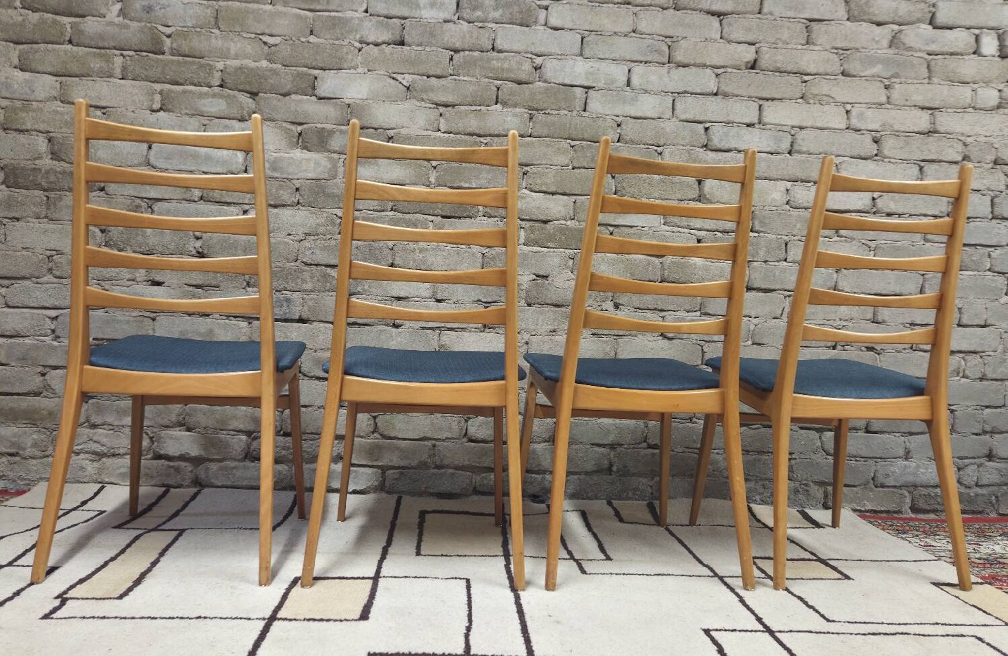 Set of 4 vintage Scandinavian chairs from the 1960s.