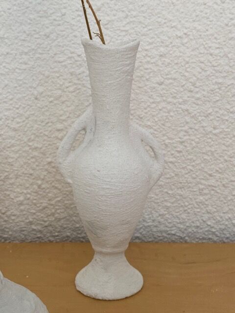 Set of 3 white vintage vases