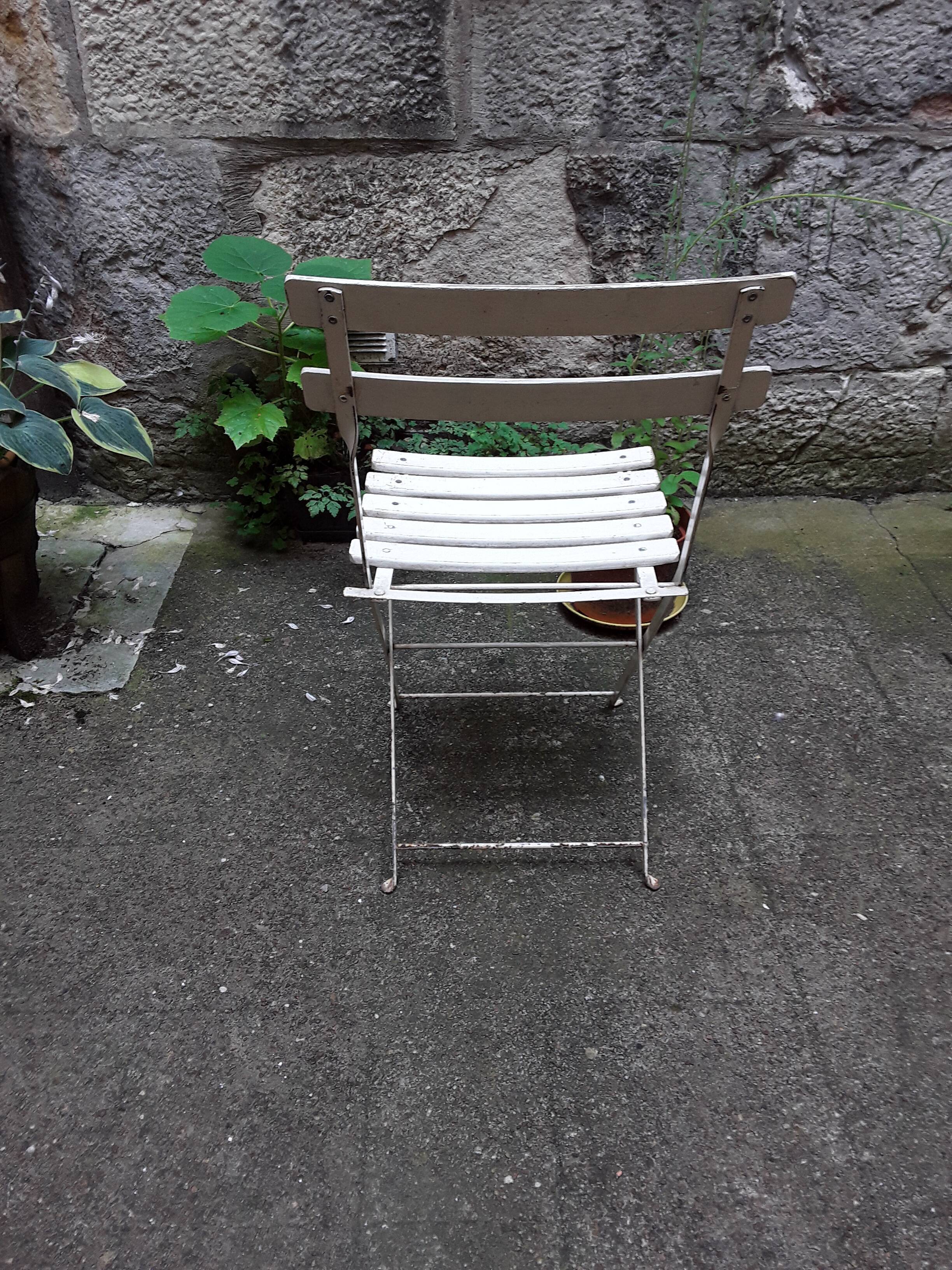 Vintage garden folding chairs