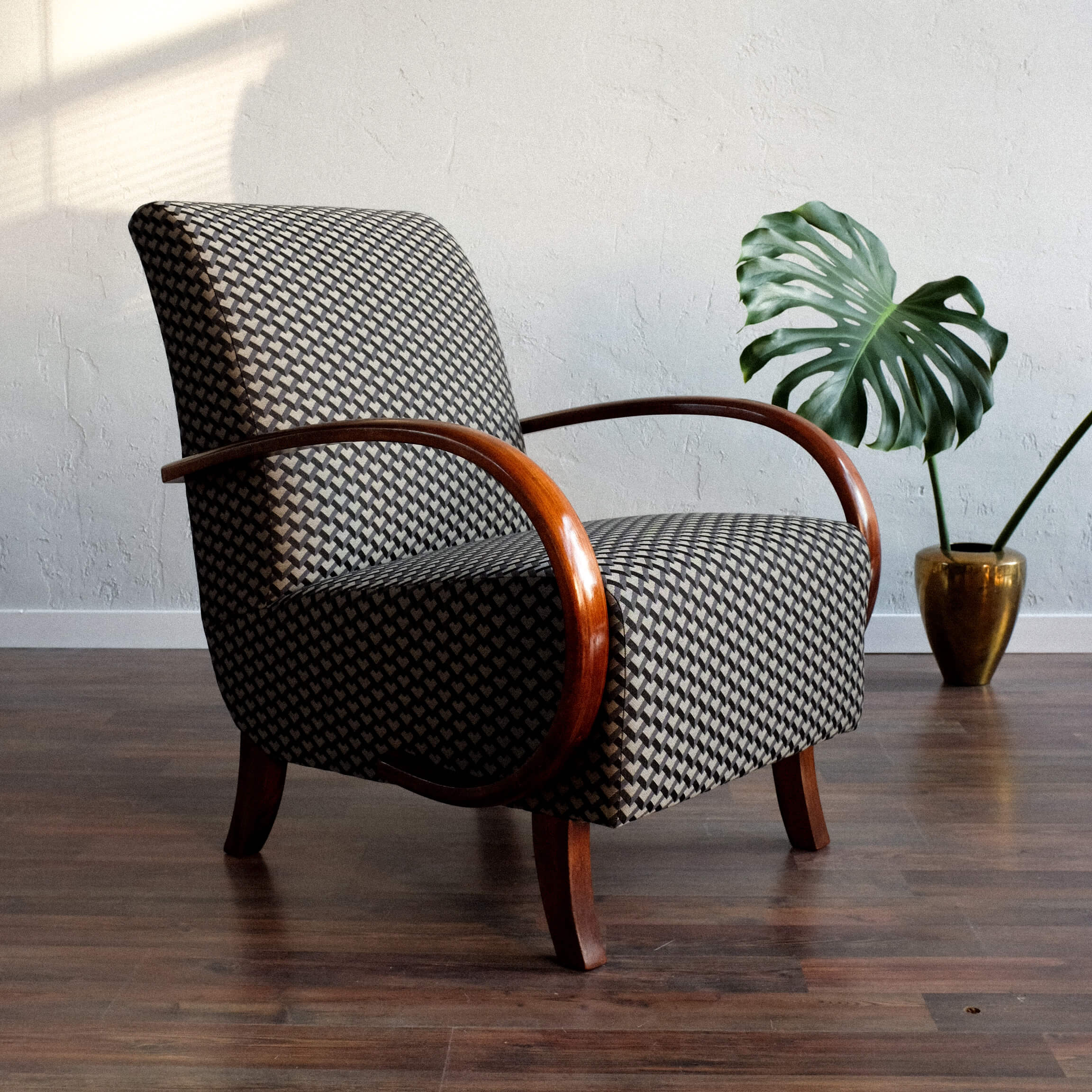 Vintage Czechoslovak Armchair by Jindřich Halabala, 1950s
