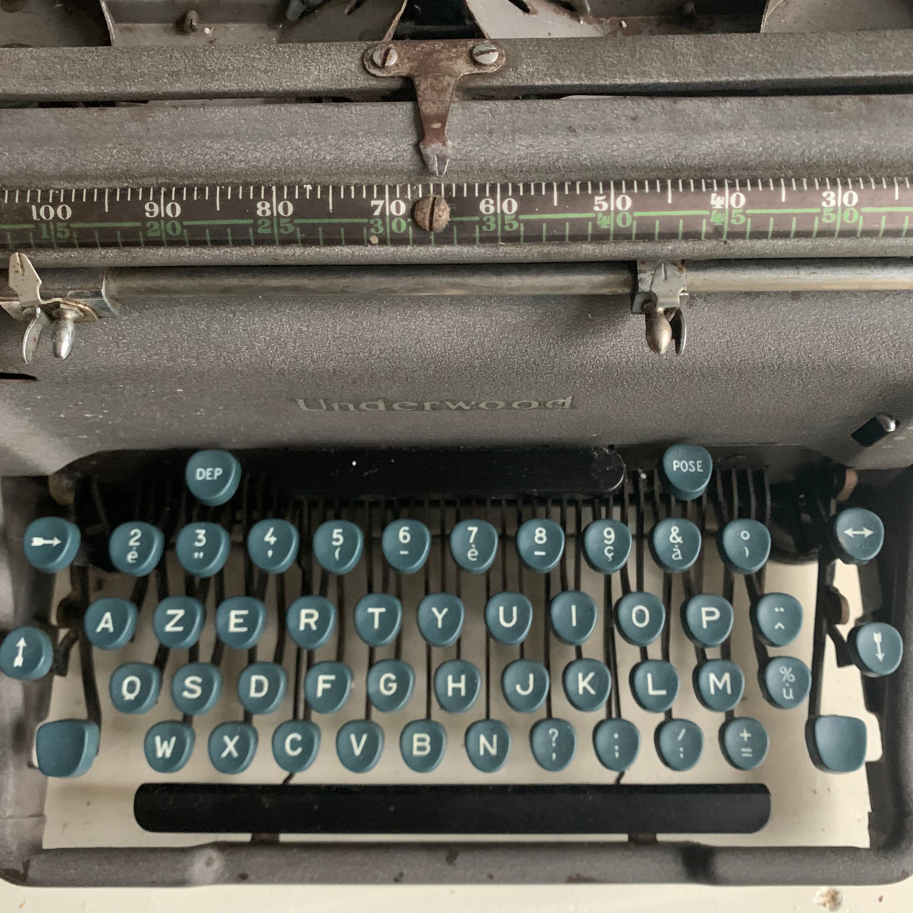 Underwood metal typewriter - 1940