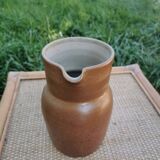 Sandstone pitcher