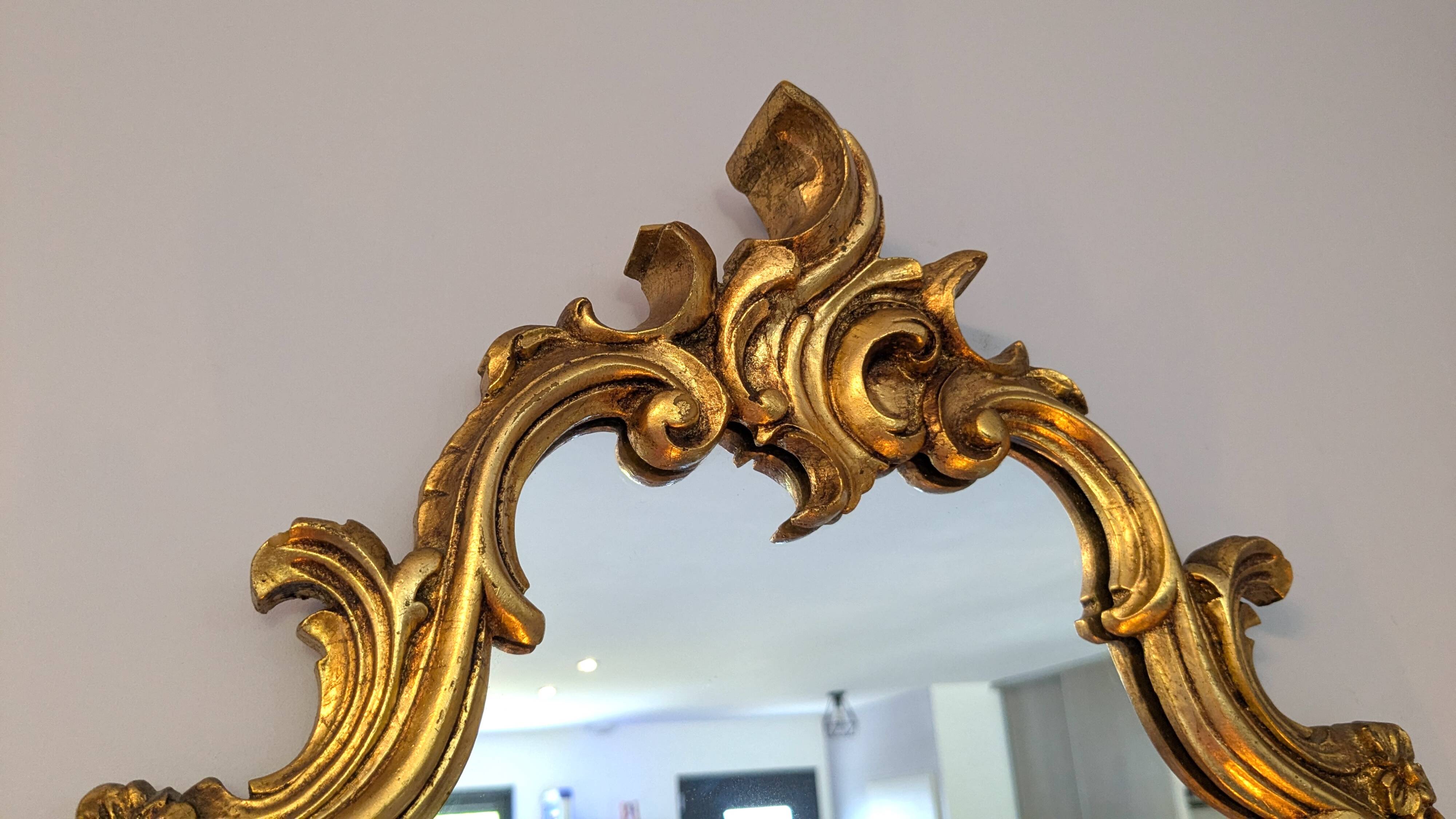 Miroir baroque doré ancien — courbes élégantes, esprit château 69 X 43 cm