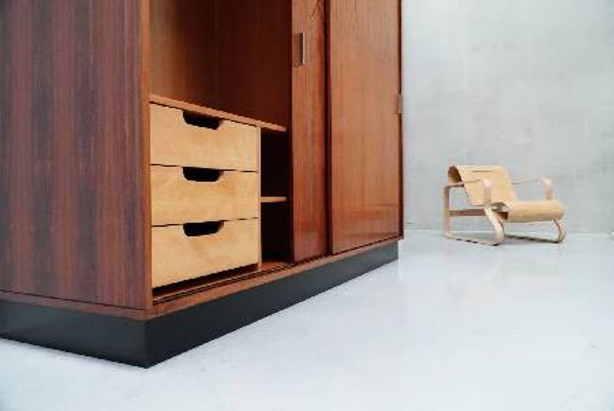 Alfred Hendrickx, Armoire en bois de rose pour Belform