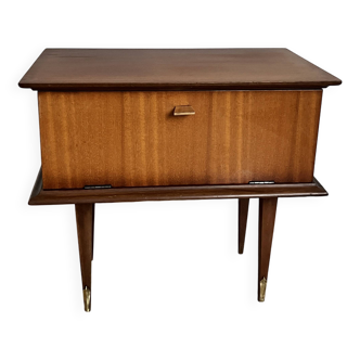 Table de chevet