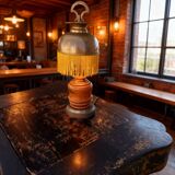 Lampe vintage élégante – bois & laiton – esprit chic intemporel